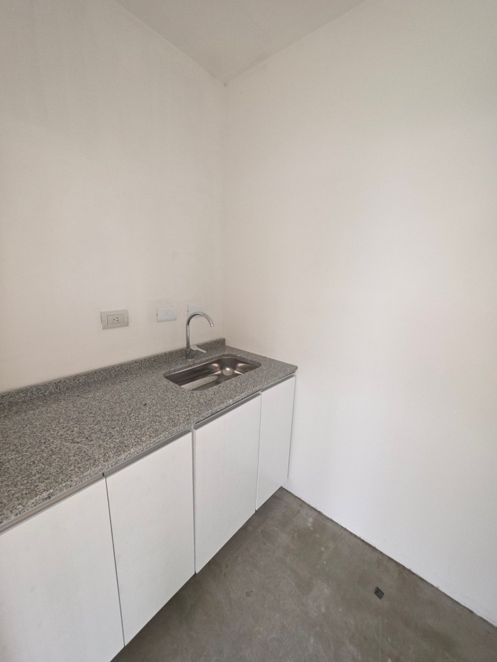 VENTA OFICINA COMERCIAL CONSULTORIO PREMIUM EN SKYGLASS 1 - DEL VISO, PILAR