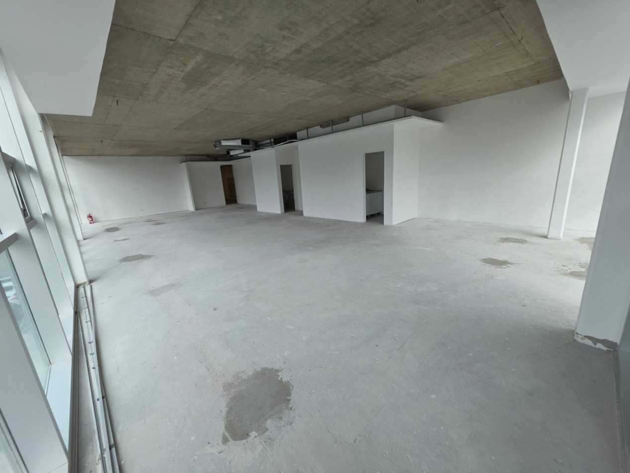 VENTA OFICINA COMERCIAL CONSULTORIO PREMIUM EN SKYGLASS 1 - DEL VISO, PILAR