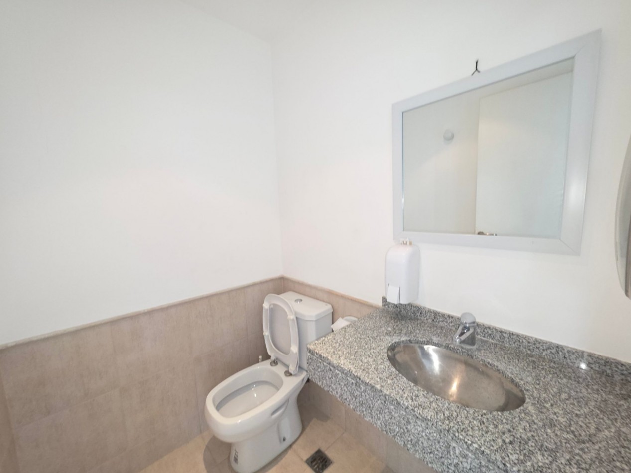 ALQUILER OFICINA COMERCIAL CONSULTORIO PREMIUM EN SKYGLASS 1 - DEL VISO, PILAR
