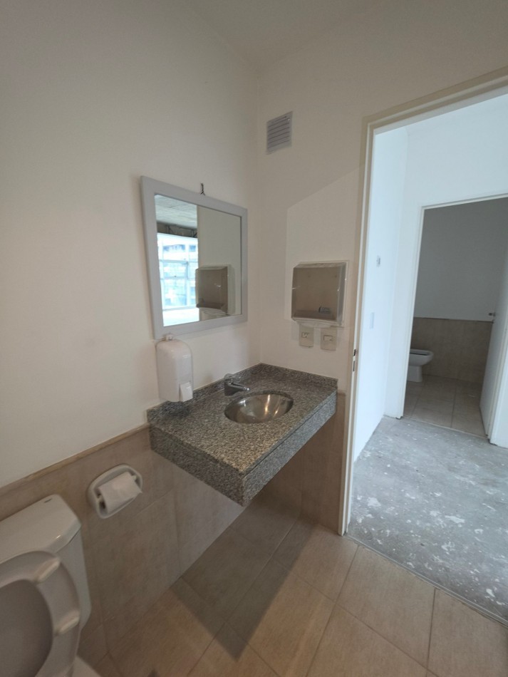 ALQUILER OFICINA COMERCIAL CONSULTORIO PREMIUM EN SKYGLASS 1 - DEL VISO, PILAR