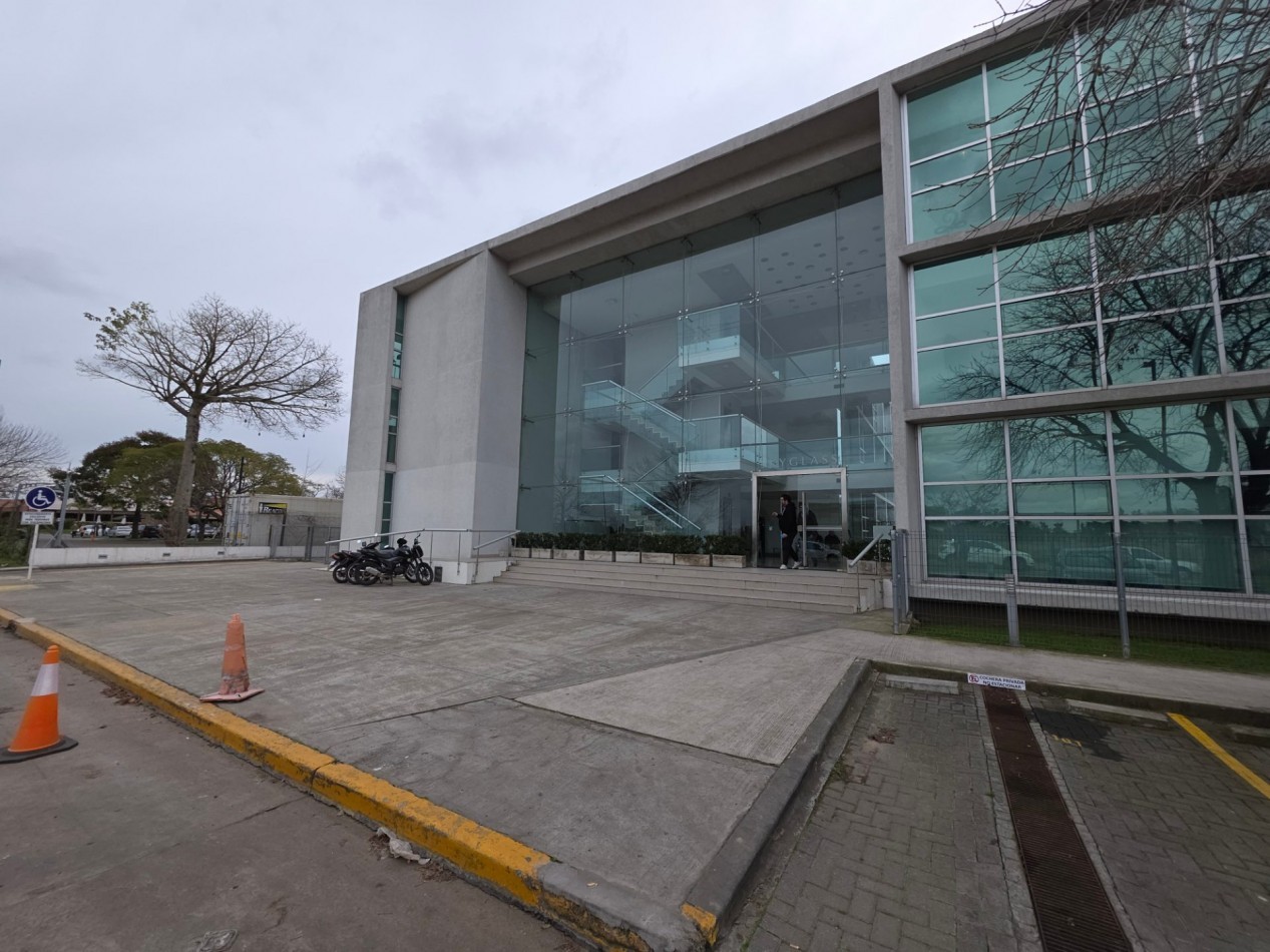 ALQUILER OFICINA COMERCIAL CONSULTORIO PREMIUM EN SKYGLASS 1 - DEL VISO, PILAR