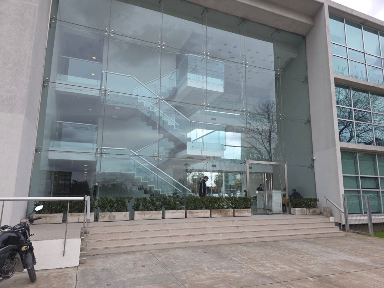 ALQUILER OFICINA COMERCIAL CONSULTORIO PREMIUM EN SKYGLASS 1 - DEL VISO, PILAR