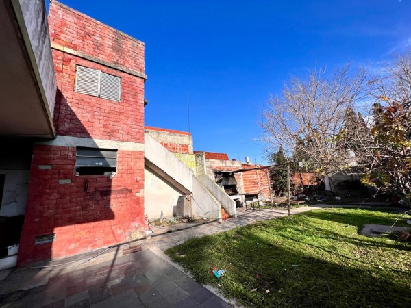 CASA 5 AMB EN JOSÉ C. PAZ