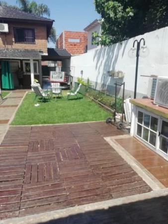 CASA 4 AMBIENTES EN VENTA - JOSE C PAZ