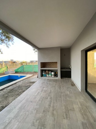 VENTA CASA A ESTRENAR - 4 AMBIENTES - BARRIO SAN RAMON, PILAR DEL ESTE, PILAR