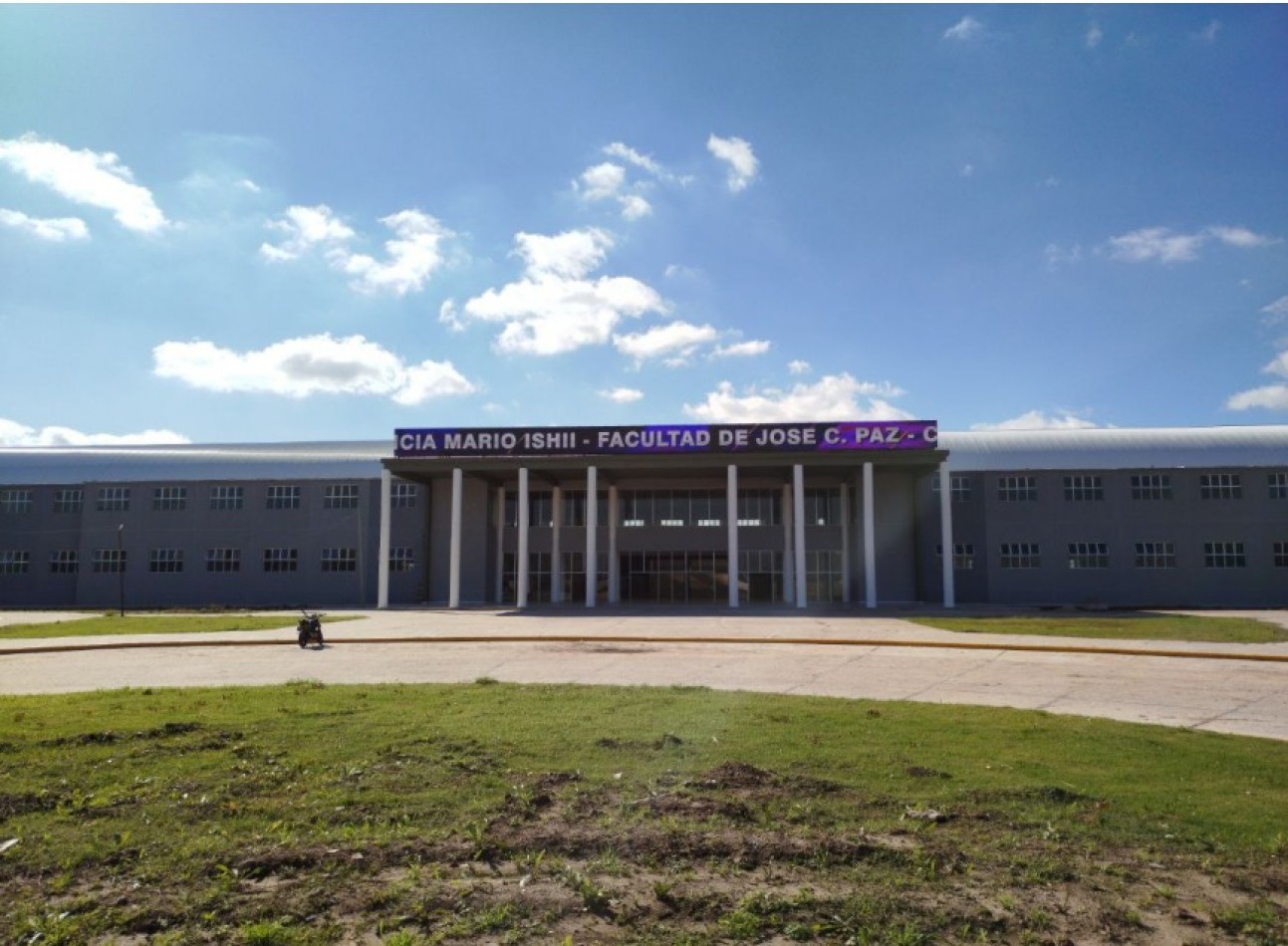 LOCALES EN ALQUILER sobre la calle Marchena, Jose C. Paz