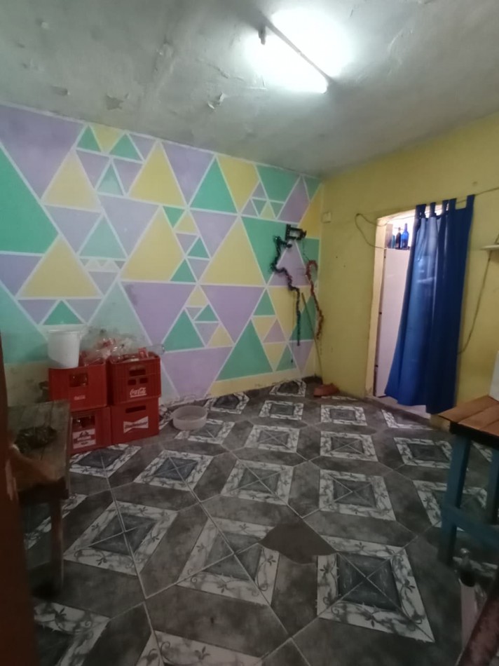 CASA EN VENTA 6 AMB EN CUARTEL V, MORENO