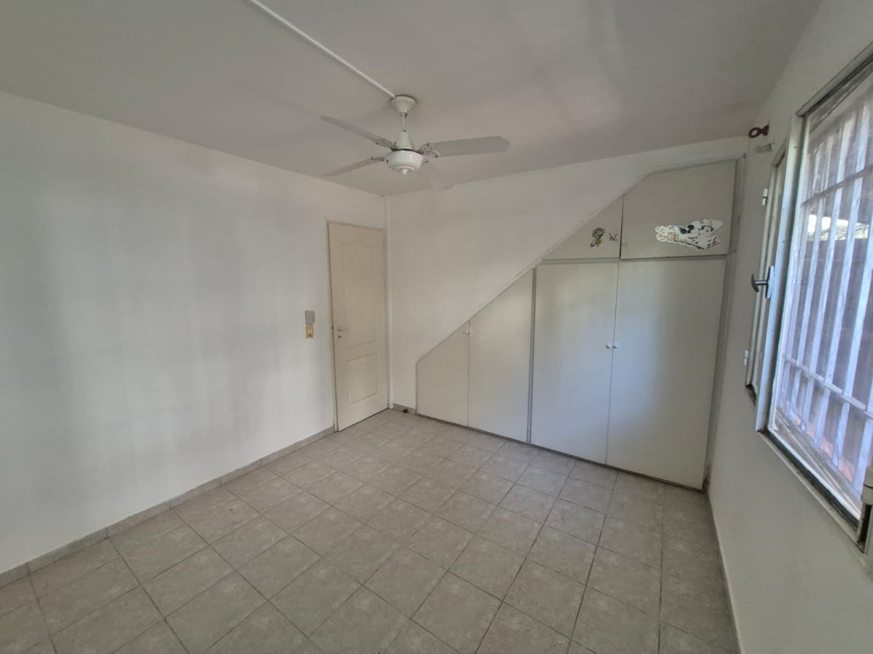 VENTA DUPLEX 4 AMBIENTES CON COCHERA PILAR CENTRO APTO CREDITO