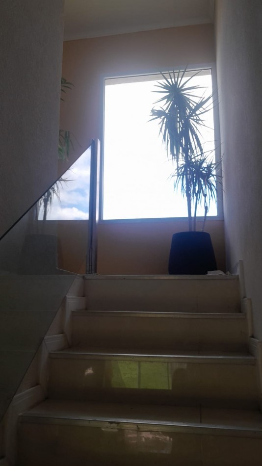 Casa 5 Ambientes Amoblada en Alquiler en el barrio El Overo, Villa Rosa, Pilar