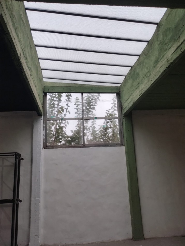 LOCAL COMERCIAL EN PLANTA ALTA EN ZONA CENTRICA DE JOSE C. PAZ