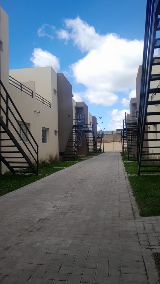 DEPARTAMENTO EN CONDOMINIO BAILEN II EN VENTA - 2 AMBIENTES APTO CREDITO - PABLO NOGUES - MALVINAS ARGENTINAS