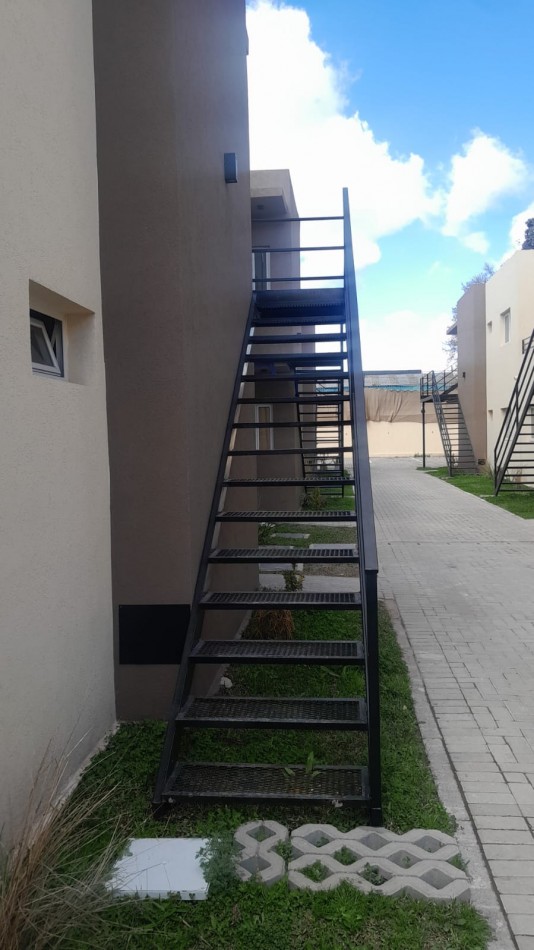DEPARTAMENTO EN CONDOMINIO BAILEN II EN VENTA - 2 AMBIENTES APTO CREDITO - PABLO NOGUES - MALVINAS ARGENTINAS
