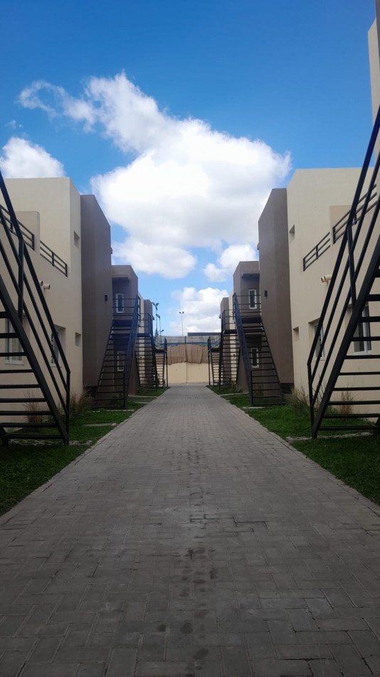 DEPARTAMENTO EN CONDOMINIO BAILEN II EN VENTA - 2 AMBIENTES APTO CREDITO - PABLO NOGUES - MALVINAS ARGENTINAS