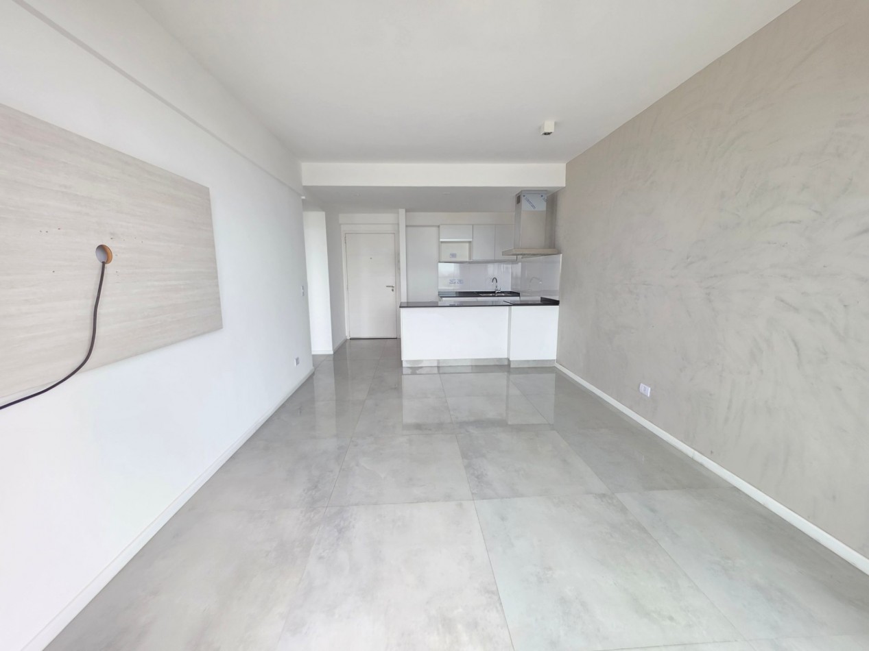 ALQUILER DEPARTAMENTO 3 AMBIENTES CON COCHERA EN TIGRE CENTRO