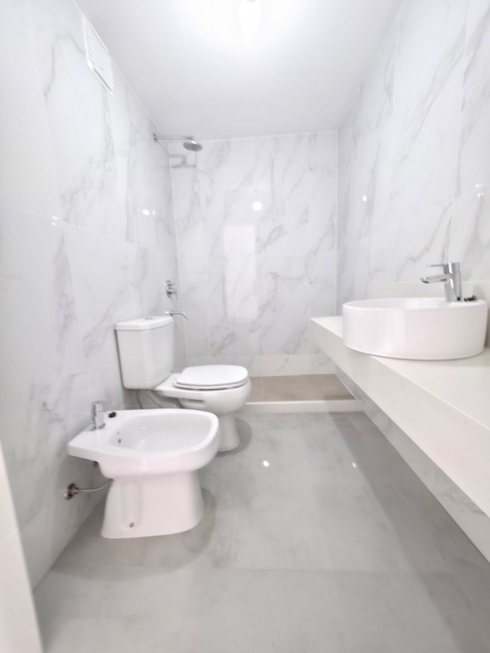 VENTA DEPARTAMENTO 3 AMBIENTES CON COCHERA EN TIGRE CENTRO, BRICKELL BOULEVARD