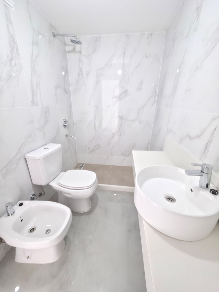 VENTA DEPARTAMENTO 3 AMBIENTES CON COCHERA EN TIGRE CENTRO, BRICKELL BOULEVARD