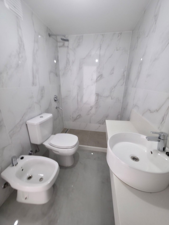 VENTA DEPARTAMENTO 3 AMBIENTES CON COCHERA EN TIGRE CENTRO, BRICKELL BOULEVARD