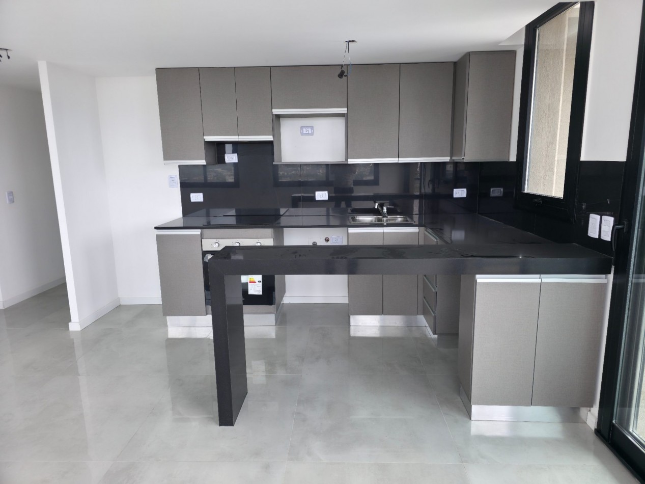 VENTA DEPARTAMENTO 3 AMBIENTES CON COCHERA EN TIGRE CENTRO, BRICKELL BOULEVARD