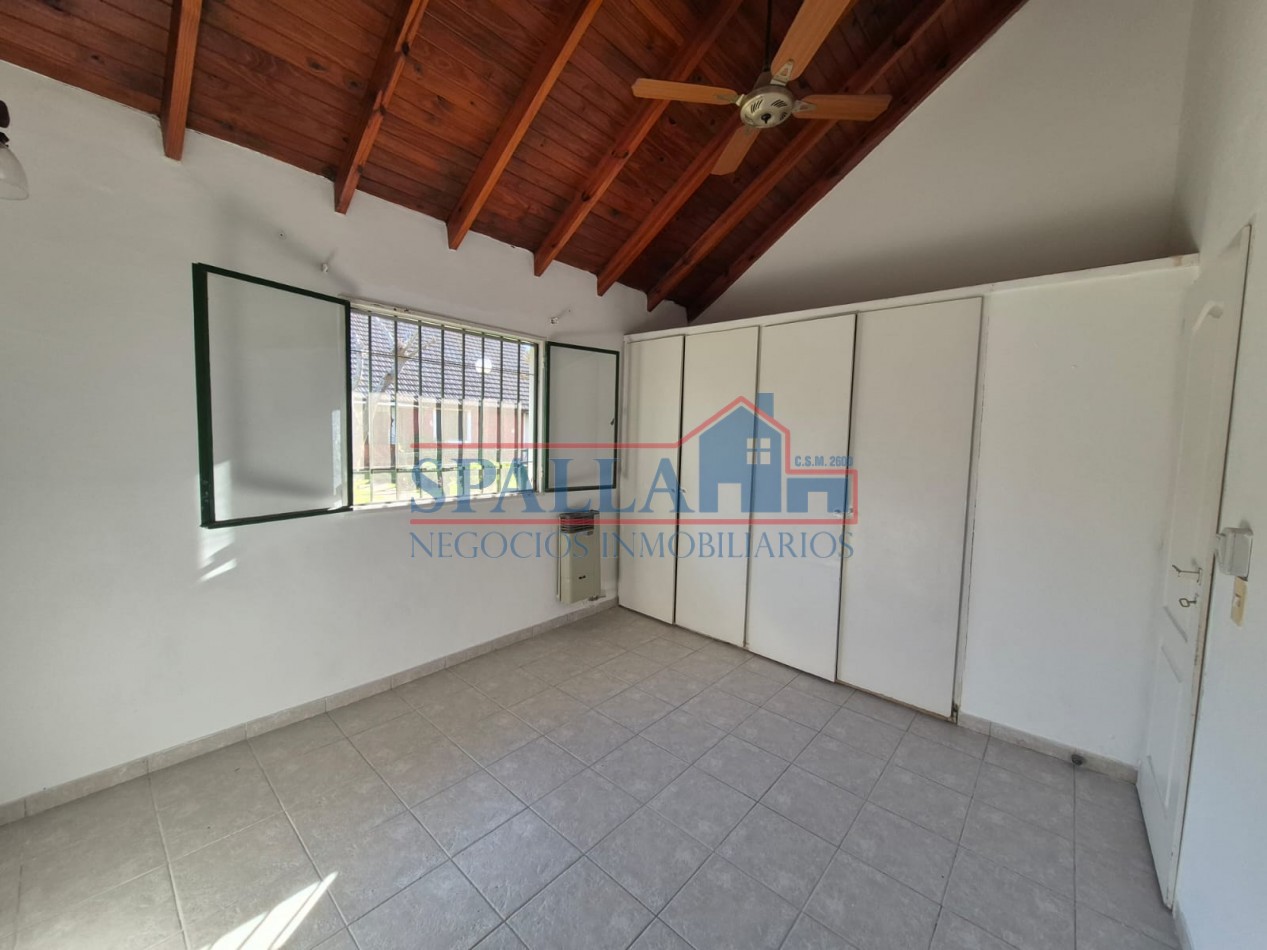 VENTA DUPLEX 4 AMBIENTES CON COCHERA PILAR CENTRO APTO CREDITO