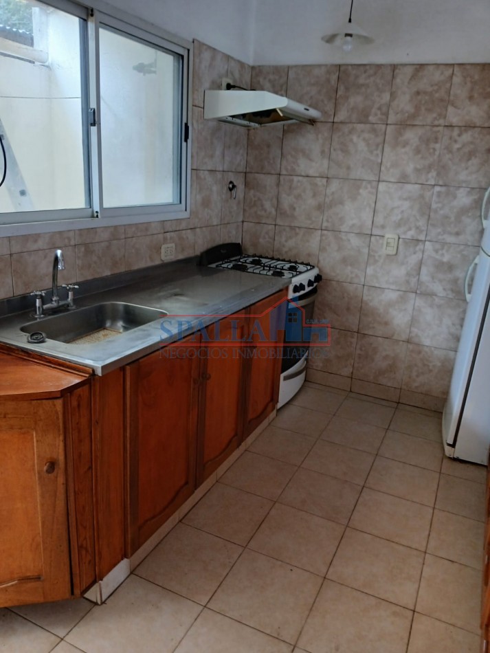 ALQUILER TRES AMBIENTES AMOBLADO COMPLEJO EN MANZANARES SIN EXPENSAS