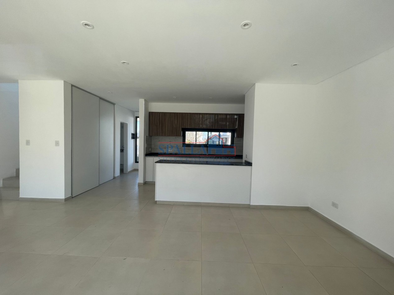ALQUILER CASA 4 AMBIENTES CON PILETA BARRIO CERRADO EL ALJIBE FATIMA PILAR