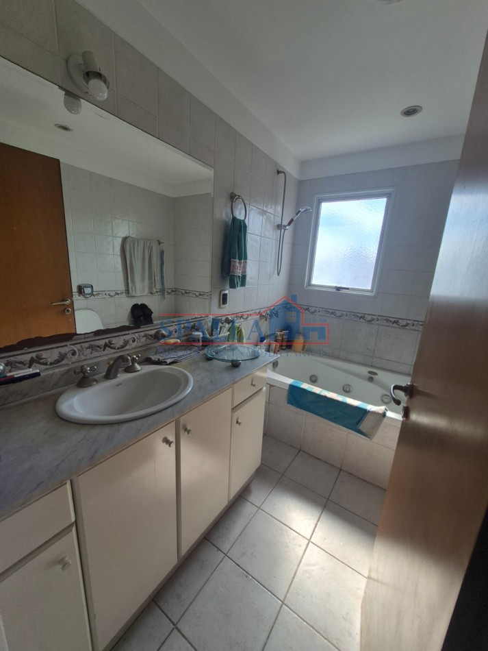 VENTA CASA 5 AMBIENTES LA DELFINA PILAR 