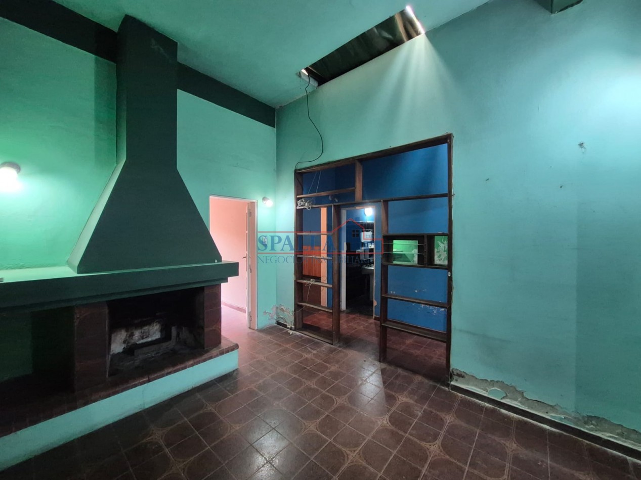 VENTA CASA 3 AMBIENTES SOBRE RUTA 25 MATHEU ESCOBAR IDEAL USO COMERCIAL