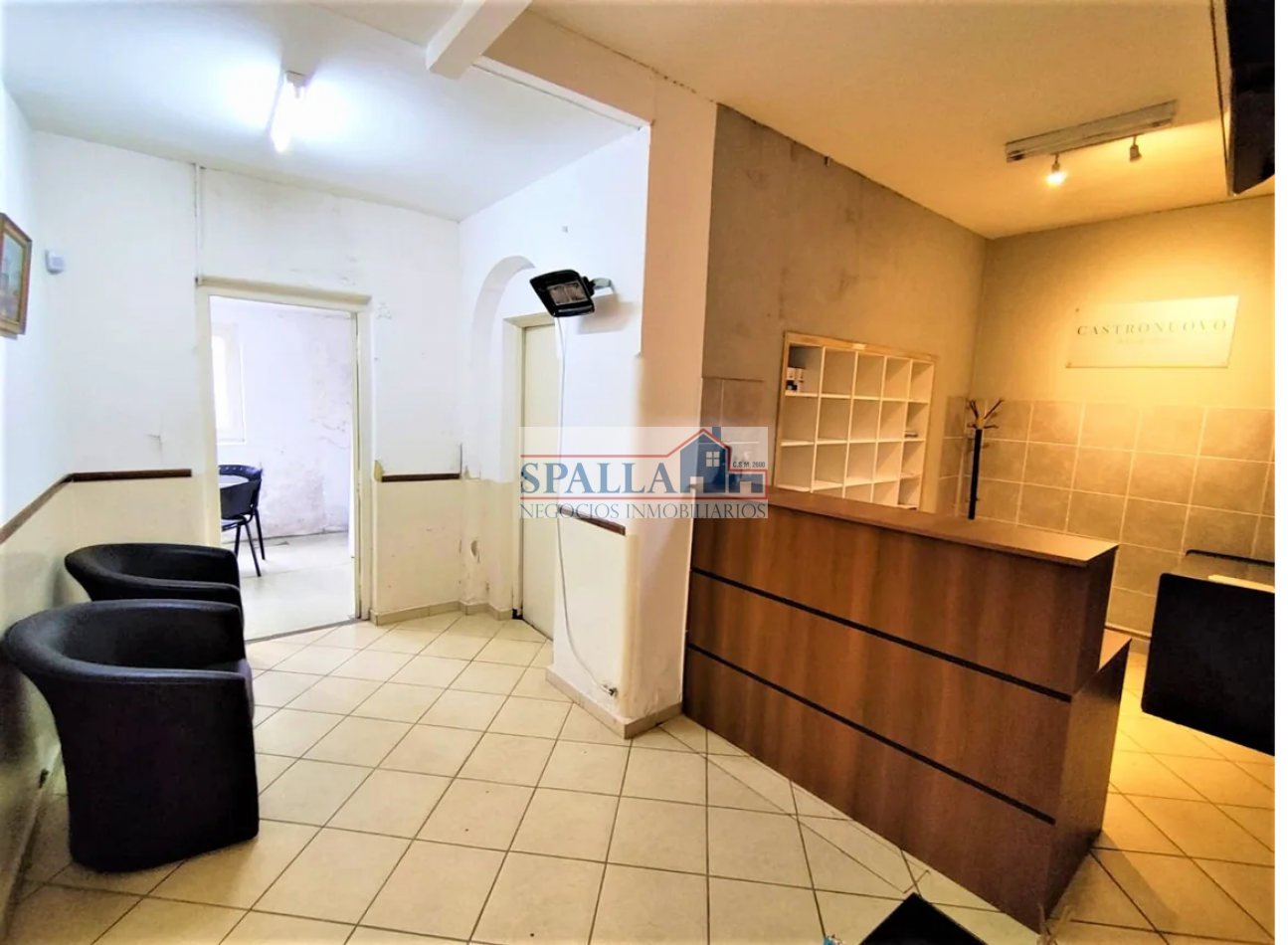 ALQUILER CASA 4 AMBIENTES USO COMERCIAL APTO OFICINA, CONSULTORIO, PILAR CENTRO