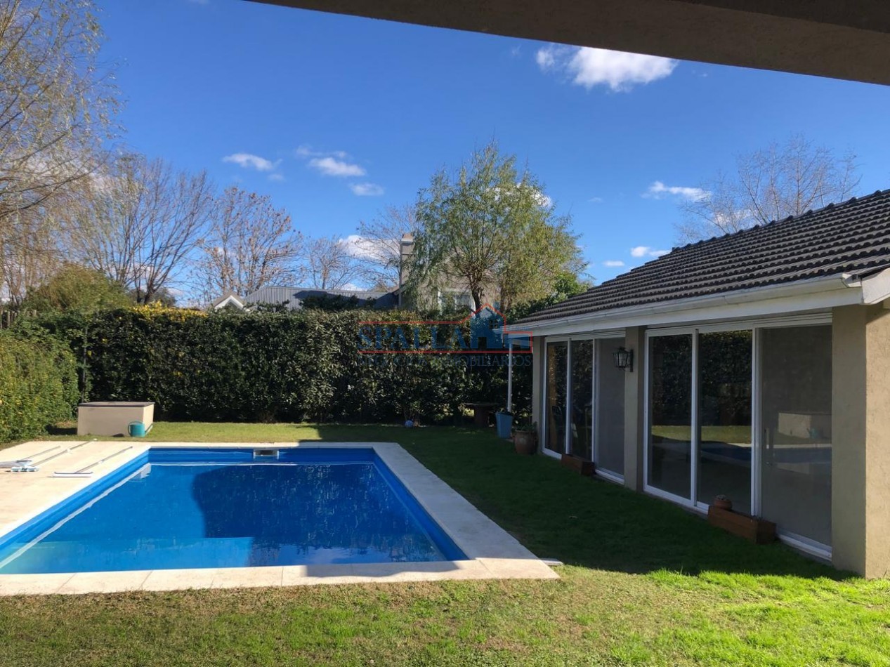 ALQUILER CASA 5 AMBIENTES CON QUINCHO Y PILETA BARRIO EL BUEN RETIRO PILAR