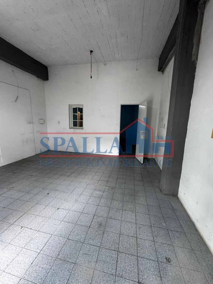 LOCAL COMERCIAL EN ALQUILER - ZONA DE ALTO TRANSITO - JOSE C. PAZ