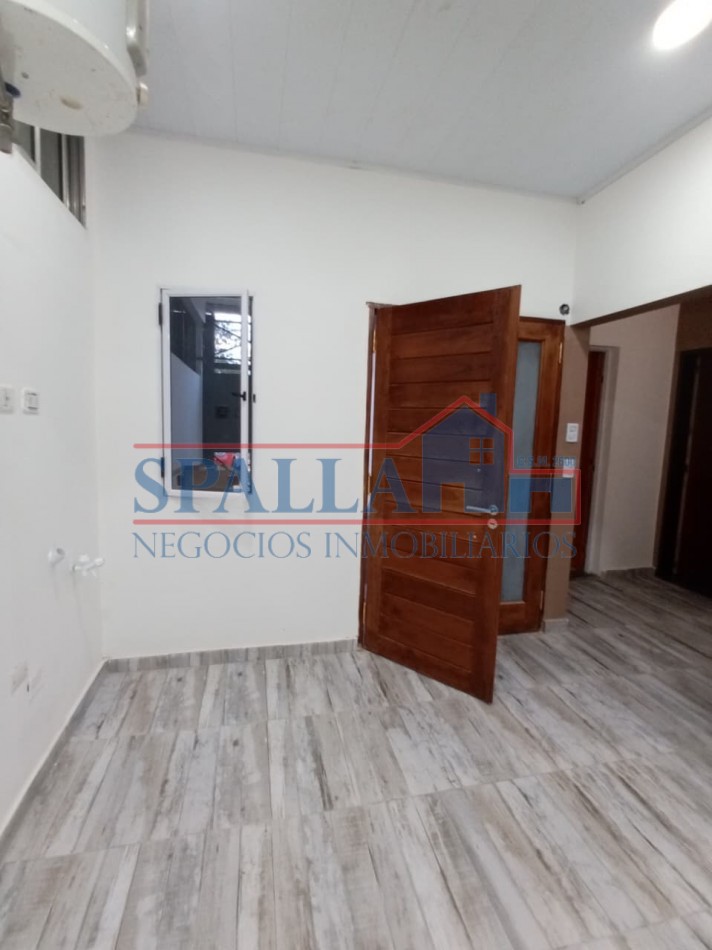 ALQUILER DE CASA 3 AMBIENTES CON COCHERA JOSE C PAZ