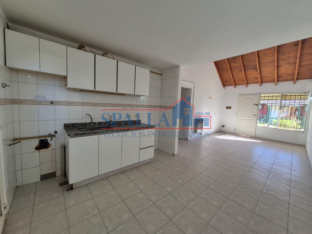 VENTA DUPLEX 4 AMBIENTES CON COCHERA PILAR CENTRO APTO CREDITO