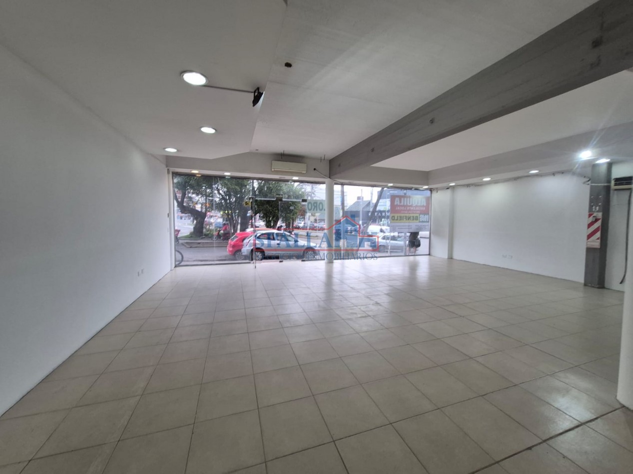 ALQUILER LOCAL PILAR CENTRO A METROS DE PANAMERICANA