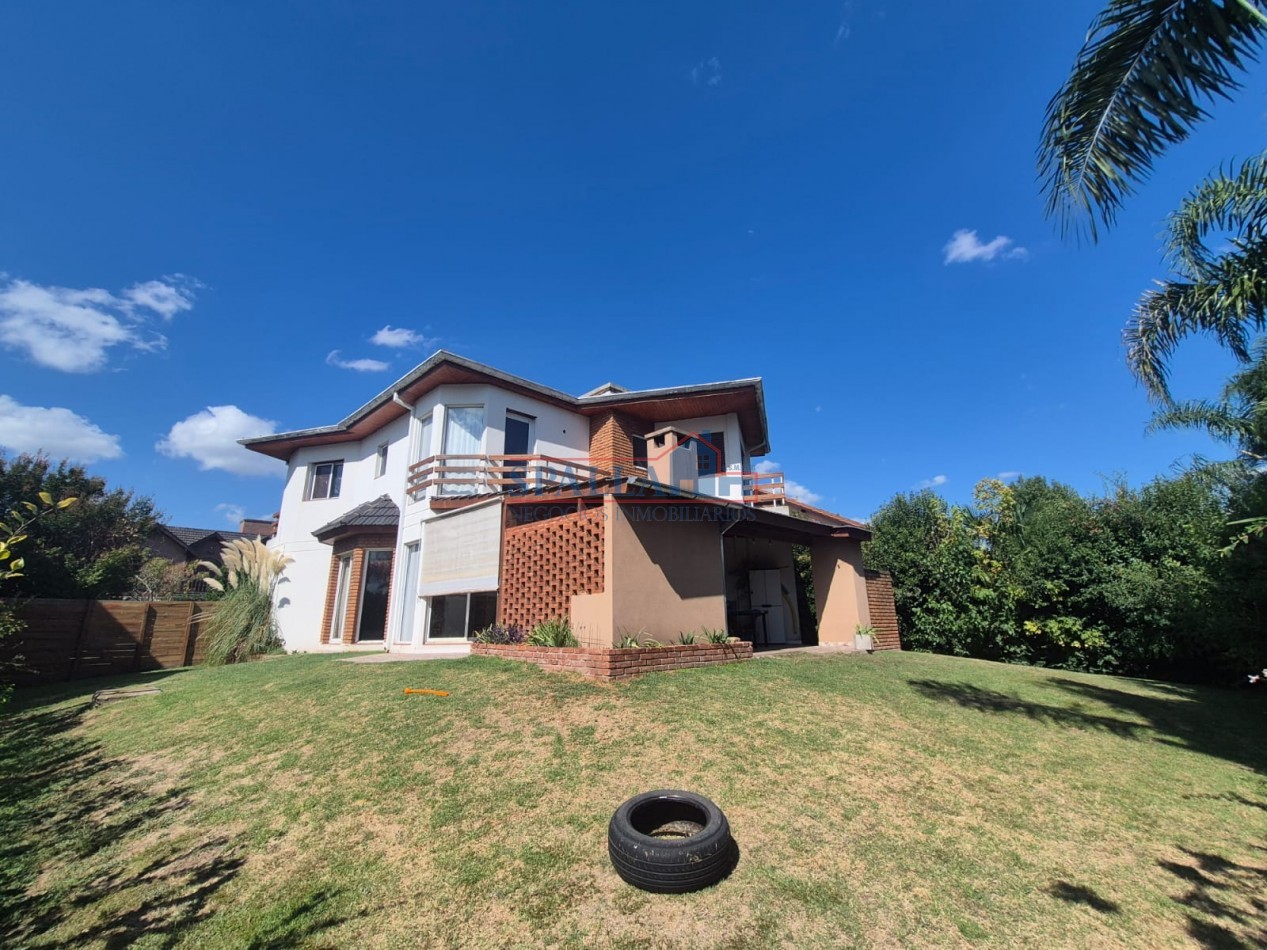 VENTA CASA 5 AMBIENTES LA DELFINA PILAR 