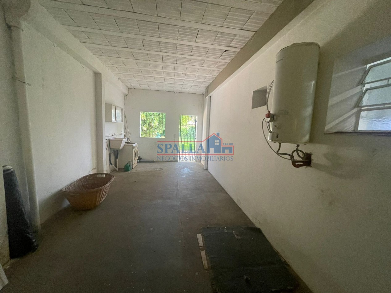 ALQUILER CASA 4 AMBIENTES CON JARDIN EN PILAR CENTRO