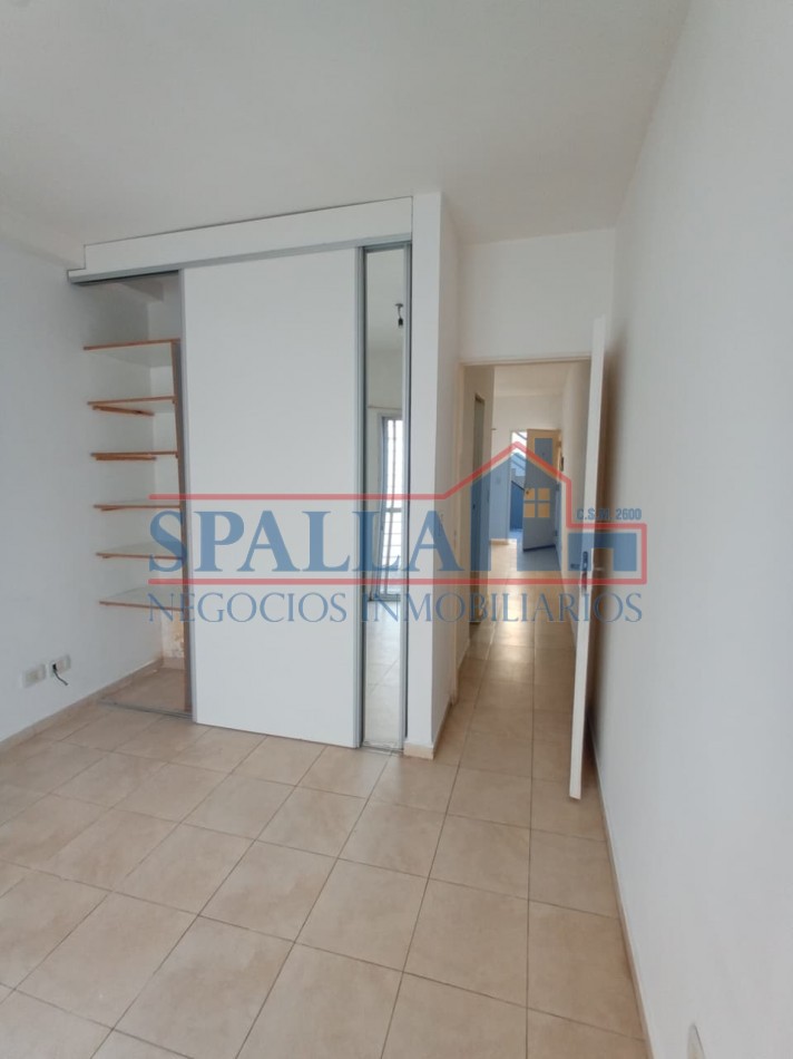 ALQUILER DE DEPARTAMENTO DOS AMBIENTES CON COCHERA CUBIERTA , EXCELENTE UBICACION EN SAN MIGUEL