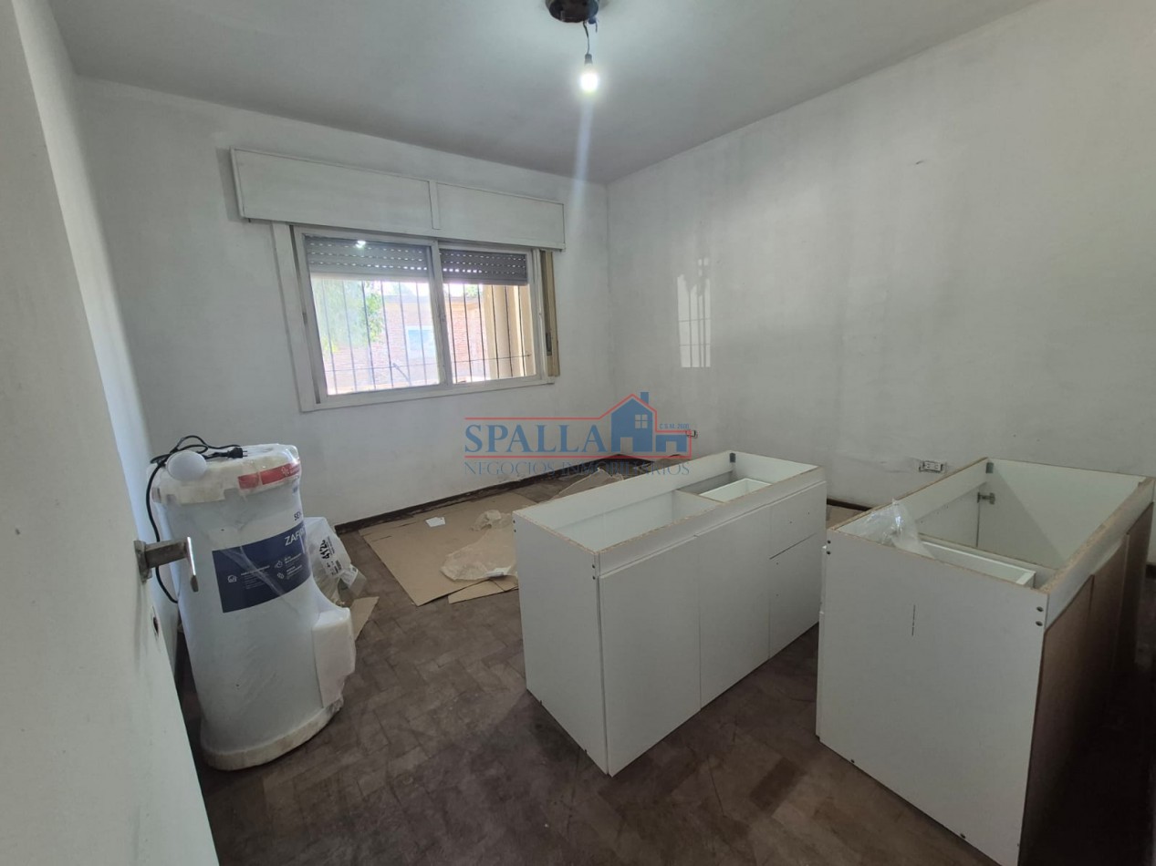 VENTA CASA 4 AMBIENTES PILAR CENTRO SIN EXPENSAS 