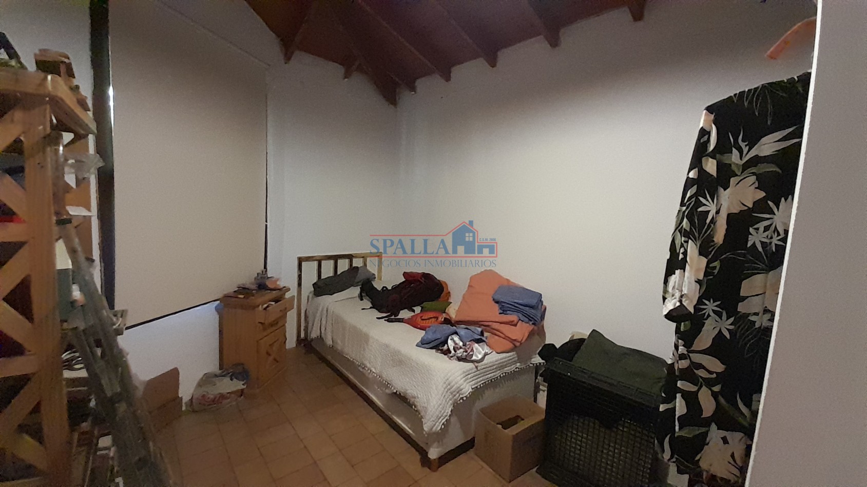 VENTA CASA QUINTA 4 AMBIENTES APTA CREDITO EN PRESIDENTE DERQUI PILAR, CON PILETA