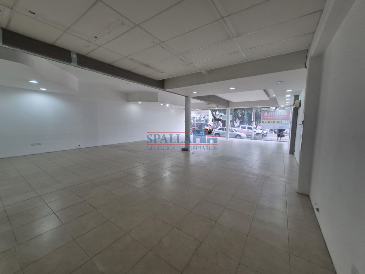 ALQUILER LOCAL PILAR CENTRO A METROS DE PANAMERICANA