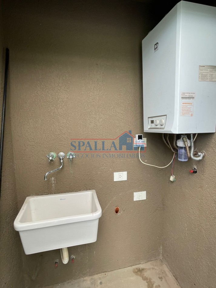 ALQUILER CASA 4  AMBIENTES CON PILETA BARRIO EL ALJIBE PILAR