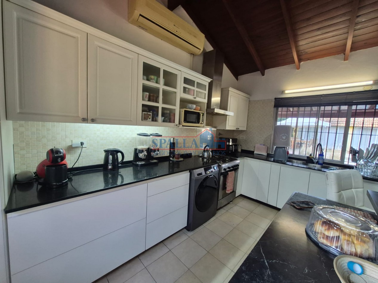 VENTA CASA BARRIO PARQUE SAKURA EXALTACION DE LA CRUZ SIN EXPENSAS