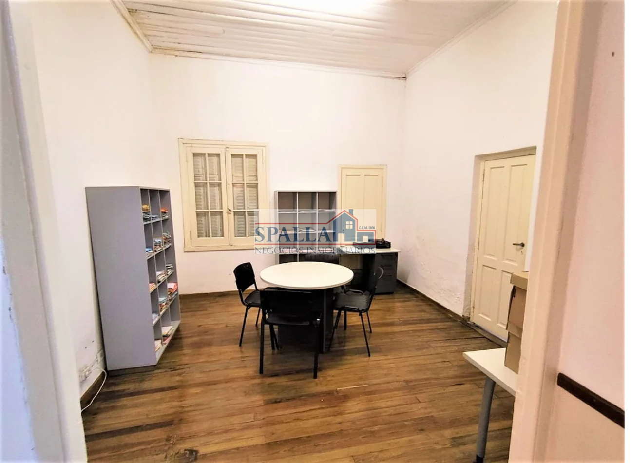 ALQUILER CASA 4 AMBIENTES USO COMERCIAL APTO OFICINA, CONSULTORIO, PILAR CENTRO