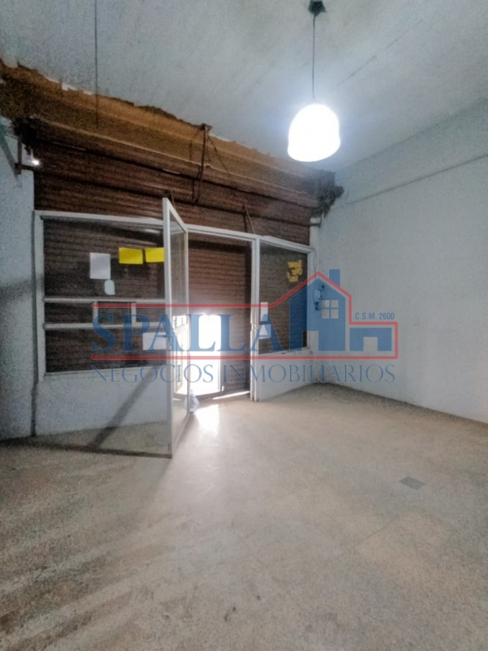 LOCAL COMERCIAL EN ALQUILER AV. CROACIA JOSE C. PAZ - ZONA COMERCIAL