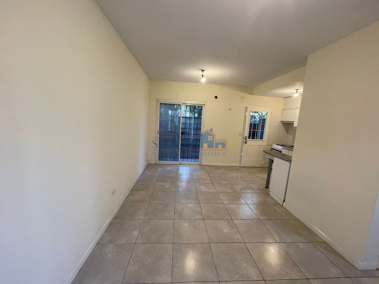 ALQUILER DUPLEX 3 AMBIENTES COMPLEJO LOS ALMENDROS KM 50 PILAR