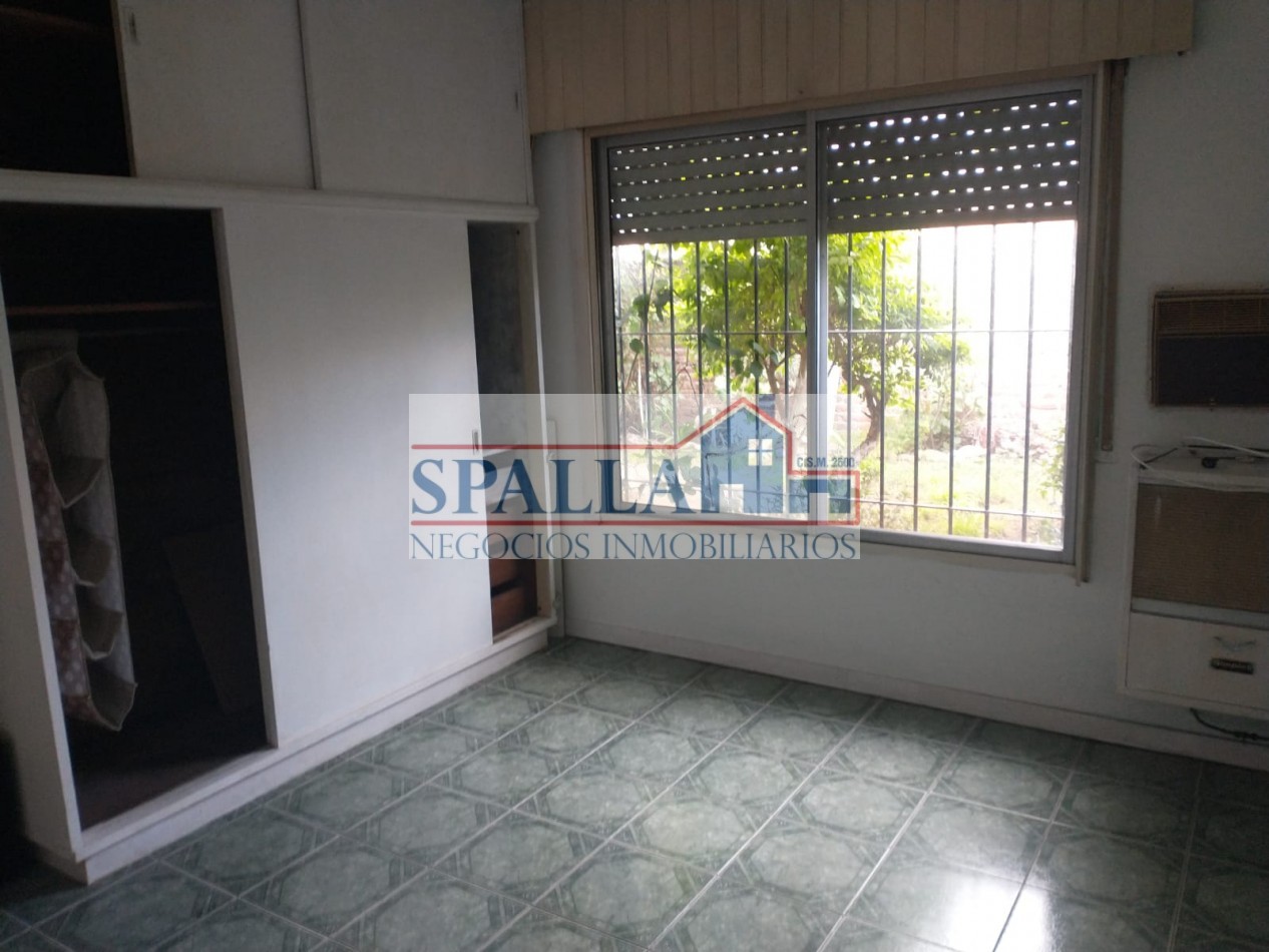 CASA 5 AMB CON DPTO 2 AMB EN VENTA JOSE C. PAZ