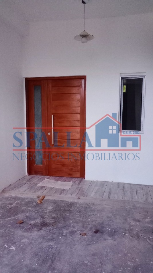 ALQUILER DE CASA 3 AMBIENTES CON COCHERA JOSE C PAZ