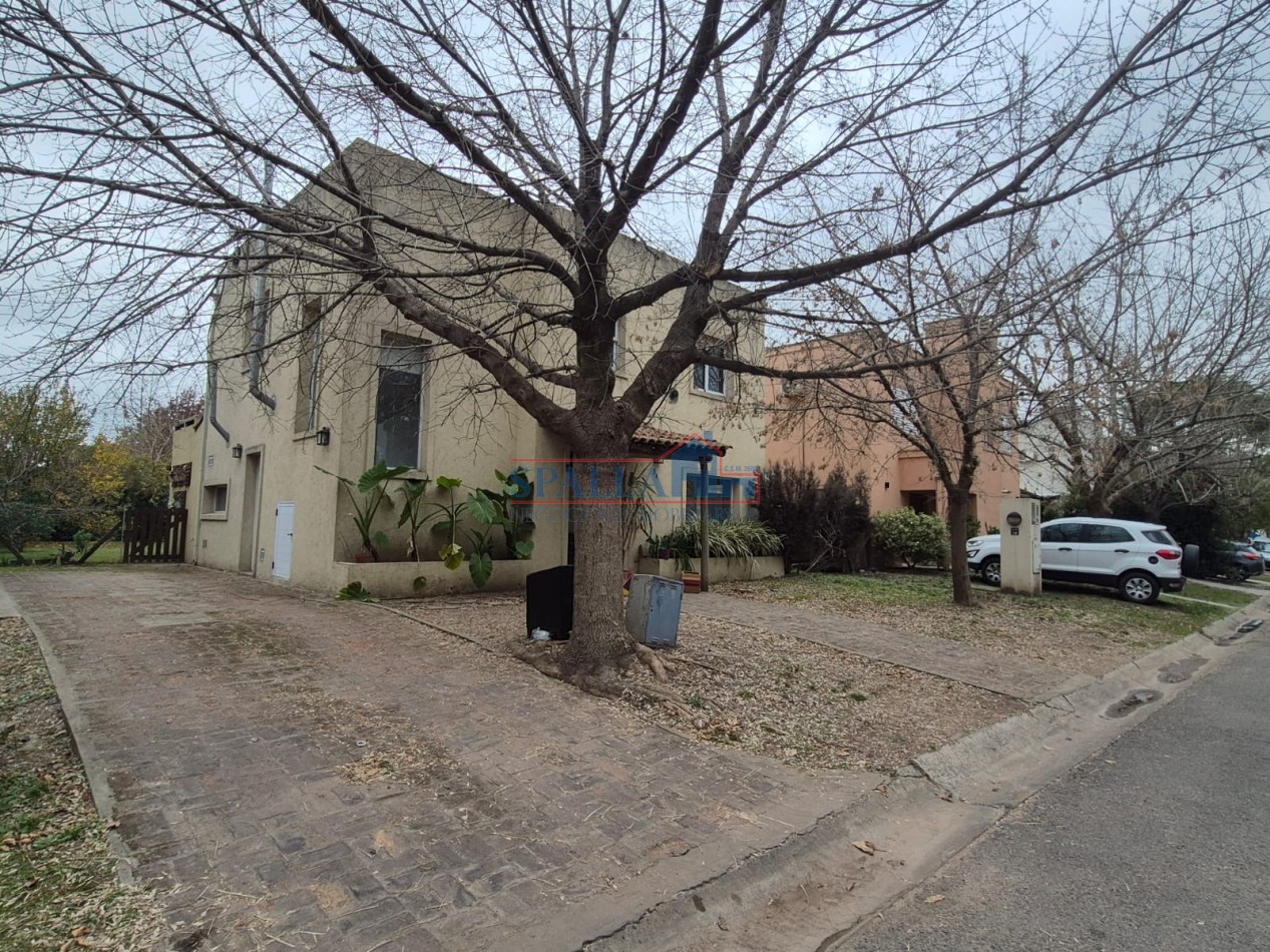 ALQUILAR CASA 4 AMBIENTES EN BARRIO LAS ORQUIDEAS EN PILAR
