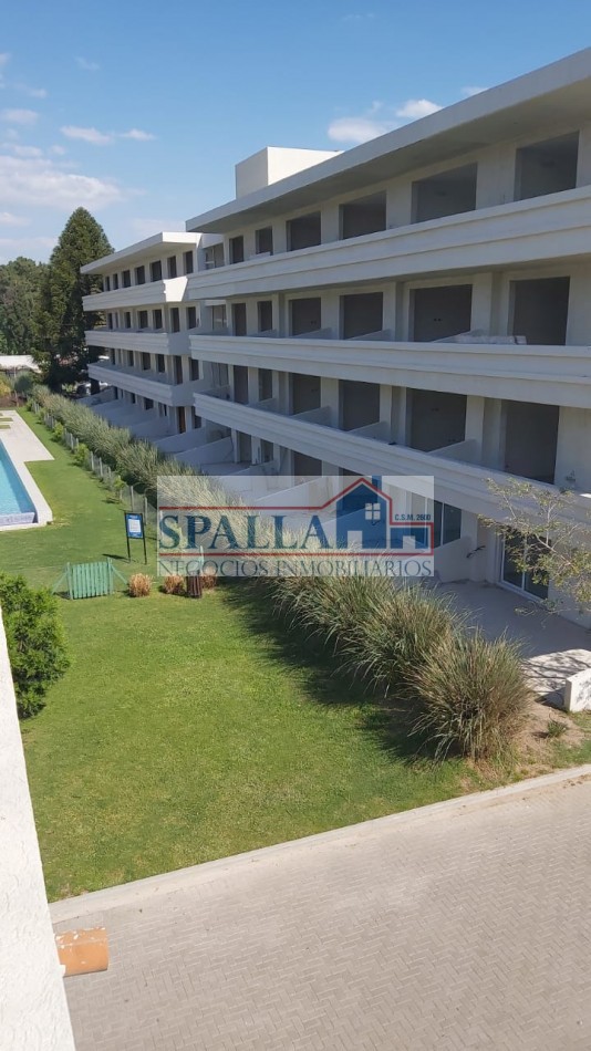 Departamento en Venta A ESTRENAR - 3 Ambientes con Dormitorio en Suite en Saravi Village, Pilar