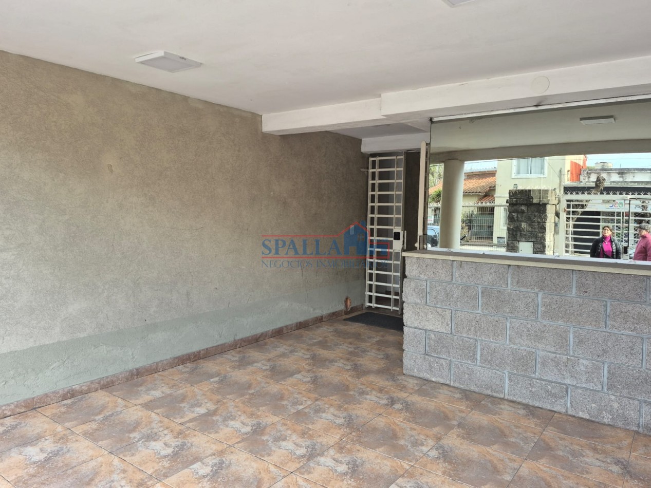 VENTA MONOAMBIENTE AMPLIO CON ENTREPISO PILAR CENTRO APTO CREDITO
