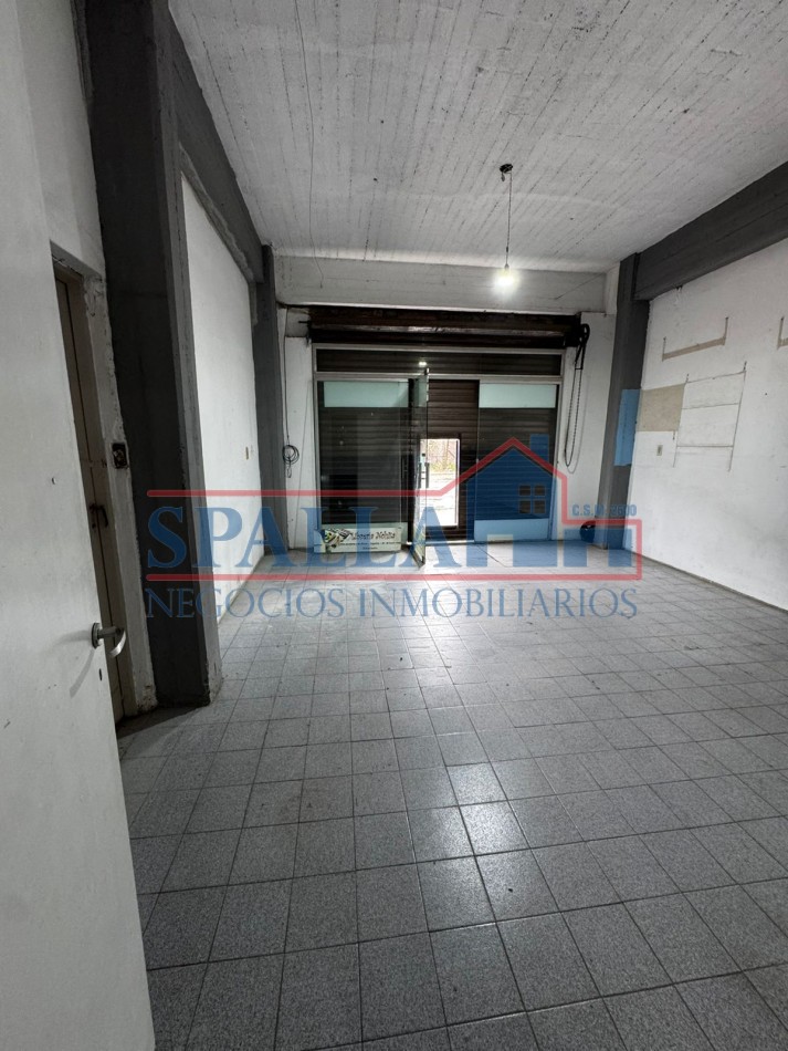 LOCAL COMERCIAL EN ALQUILER - ZONA DE ALTO TRANSITO - JOSE C. PAZ